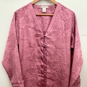 Pink vintage blouse with qipao print